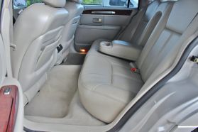 2005 LINCOLN TOWN CAR