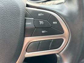 2020 JEEP CHEROKEE SUV 4-CYL, ZERO EVAP, 2.4 LITER LATITUDE PLUS SPORT UTILITY 4D at T&T Repairables - used car dealership in Spencer, Indiana.