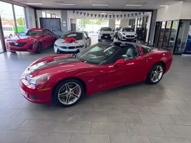 2006 CHEVROLET CORVETTE COUPE V8, 6.0 LITER COUPE 2D