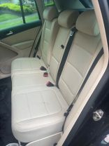 2011 Volkswagen Tiguan - Image 10