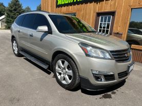2017 CHEVROLET TRAVERSE SUV V6, 3.6 LITER LT SPORT UTILITY 4D