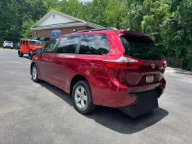 2019 TOYOTA SIENNA VAN V6, 3.5 LITER LE MINIVAN 4D