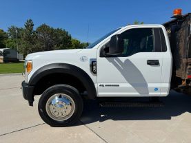 2017 FORD F450 SUPER DUTY REGULAR CAB & CHASSIS CAB_CHASSIS V8, TURBO DIESEL, 6.7L XL 2D