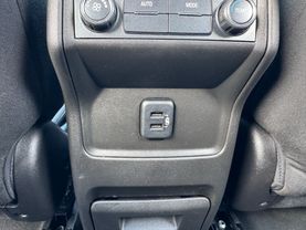2018 GMC ACADIA SUV V6, 3.6 LITER SLE-2 SPORT UTILITY 4D at Motors On Wheels - used car dealership in Houston, Texas.