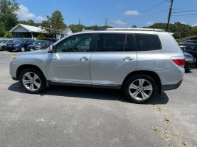 2011 TOYOTA HIGHLANDER SUV V6, 3.5 LITER LIMITED SPORT UTILITY 4D