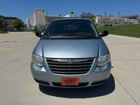 2005 CHRYSLER TOWN & COUNTRY VAN V6, 3.8 LITER TOURING MINIVAN 4D