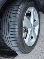 2014 Toyota Camry - Image 23