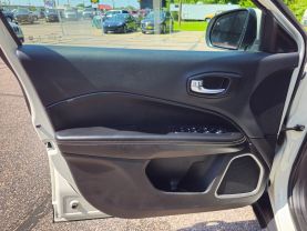 2018 JEEP COMPASS SUV 4-CYL, MULTIAIR, PZEV, 2.4 LITER LATITUDE SPORT UTILITY 4D