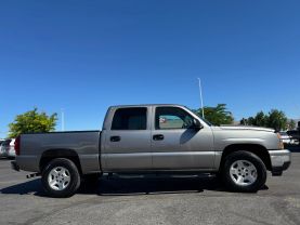 2006 CHEVROLET SILVERADO 1500 CREW CAB PICKUP V8, 5.3 LITER LT PICKUP 4D 5 3/4 FT
