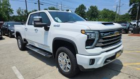 2024 Chevrolet Silverado 2500 Hd Crew Cab - Image 3