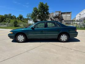 1998 BUICK CENTURY SEDAN V6, 3.1 LITER CUSTOM SEDAN 4D