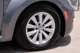 2018 VOLKSWAGEN BEETLE HATCHBACK 4-CYL, TURBO, 2.0 LITER 2.0T S HATCHBACK 2D