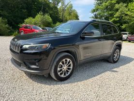 2020 JEEP CHEROKEE SUV 4-CYL, ZERO EVAP, 2.4 LITER LATITUDE PLUS SPORT UTILITY 4D at T&T Repairables - used car dealership in Spencer, Indiana.