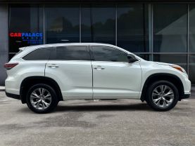 2015 TOYOTA HIGHLANDER SUV WHITE AUTOMATIC - CARPALACE, Chantilly, VA. 38.91645215435775, -77.47495885092432
