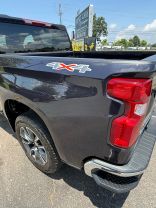 2023 Chevrolet Silverado 1500 Crew Cab Lt Pickup 4d 5 3/4 Ft - Image 11