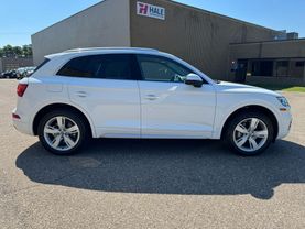2018 AUDI Q5 SUV 4-CYL, TURBO, 2.0 LITER PREMIUM PLUS SPORT UTILITY 4D