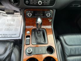 2014 VOLKSWAGEN TOUAREG SUV V6, TURBO DIESEL, 3.0 LITER TDI SPORT SUV 4D