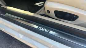 2011 Bmw 3 Series - Image 13