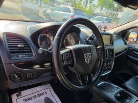 2017 DODGE GRAND CARAVAN PASSENGER PASSENGER V6, FLEX FUEL, 3.6 LITER SXT MINIVAN 4D