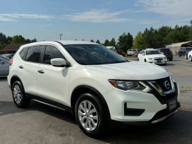 2017 Nissan Rogue S Sport Utility 4d - Image 9