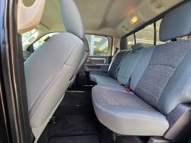 2016 Ram 1500 Crew Cabbig Horn Pickup 4d 5 1/2 Ft - Image 17