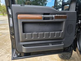 2013 FORD F250 SUPER DUTY CREW CAB PICKUP V8, TURBO DSL, 6.7L PLATINUM PICKUP 4D 6 3/4 FT