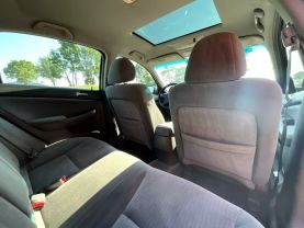 2005 Honda Accord - Image 13