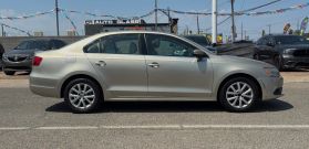 2013 VOLKSWAGEN JETTA SEDAN 5-CYL, PZEV, 2.5 LITER 2.5L SE SEDAN 4D