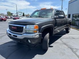2004 GMC SIERRA 2500 CREW CAB PICKUP V8, 6.0 LITER SLT PICKUP 4D 6 1/2 FT