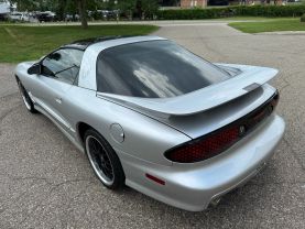 2002 PONTIAC FIREBIRD COUPE V8, 5.7 LITER FORMULA COUPE 2D