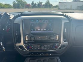 2018 GMC SIERRA 1500 CREW CAB PICKUP V8, ECOTEC3, 5.3 LITER SLT PICKUP 4D 5 3/4 FT