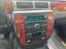 2013 CHEVROLET AVALANCHE PICKUP V8, FLEX FUEL, 5.3 LITER BLACK DIAMOND LT SPORT UTILITY PICKUP 4D 5 1/4 FT