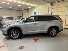 2015 TOYOTA HIGHLANDER SUV V6, 3.5 LITER XLE SPORT UTILITY 4D