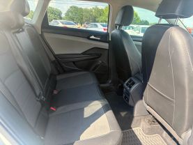 2022 VOLKSWAGEN TAOS SUV 4-CYL, TURBO, 1.5 LITER SE SPORT UTILITY 4D