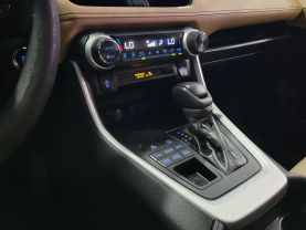2021 TOYOTA RAV4 SUV 4-CYL, DYNAMIC-FORCE, 2.5 LITER XLE SPORT UTILITY 4D
