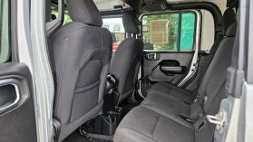 2023 Jeep Gladiator - Image 8