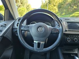 2016 VOLKSWAGEN TIGUAN 2.0T SE SPORT UTILITY 4D