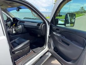 2013 CHEVROLET SILVERADO 2500 HD CREW CAB PICKUP V8, TURBO DIESEL, 6.6L LTZ PICKUP 4D 6 1/2 FT