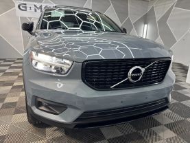 2021 VOLVO XC40