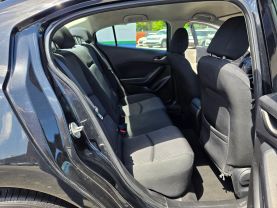 2016 MAZDA MAZDA3
