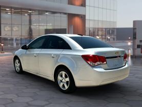 2016 CHEVROLET CRUZE LIMITED SEDAN SILVER AUTOMATIC - Villas Autos LLC