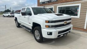2018 CHEVROLET SILVERADO 3500 HD CREW CAB PICKUP V8, TURBO DSL, 6.6L LTZ PICKUP 4D 6 1/2 FT