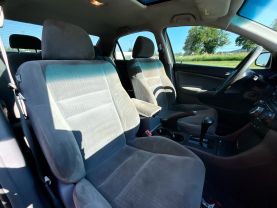 2005 Honda Accord - Image 16