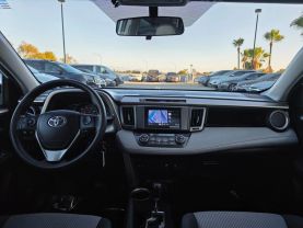 2015 Toyota Rav4 - Image 19