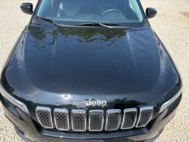 2020 JEEP CHEROKEE SUV 4-CYL, ZERO EVAP, 2.4 LITER LATITUDE PLUS SPORT UTILITY 4D at T&T Repairables - used car dealership in Spencer, Indiana.