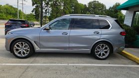 2025 Bmw X7 - Image 4