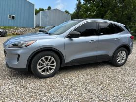 2022 FORD ESCAPE SUV 3-CYL, ECOBOOST, TURBO, 1.5 LITER SE SPORT UTILITY 4D at T&T Repairables - used car dealership in Spencer, Indiana.