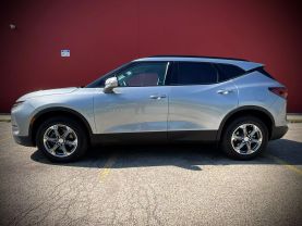 2023 Chevrolet Blazer - Image 2