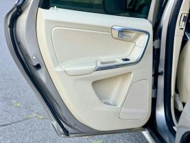 2014 VOLVO XC60 SUV 6-CYL, TURBO, 3.0 LITER T6 SPORT UTILITY 4D