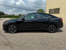 2024 NISSAN SENTRA SEDAN 4-CYL, 2.0 LITER SV SEDAN 4D